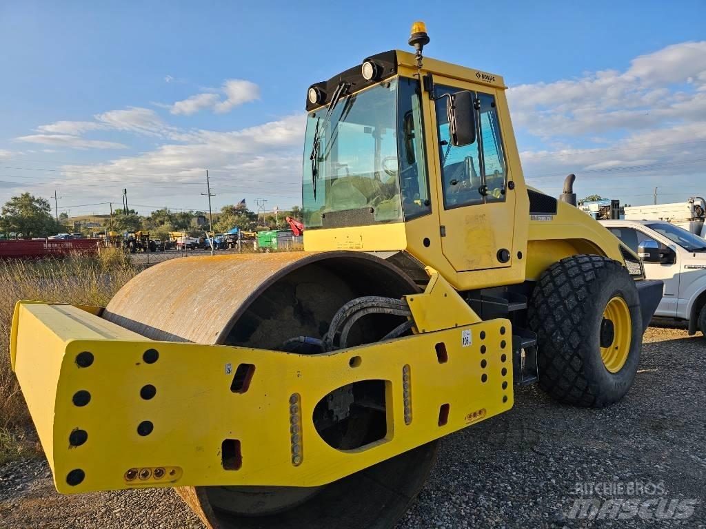 Bomag BW 219 D H-4 Ühe trumliga rullid