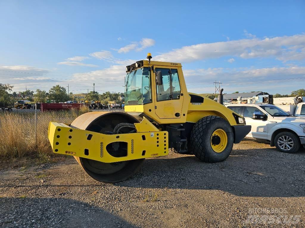 Bomag BW 219 D H-4 Ühe trumliga rullid