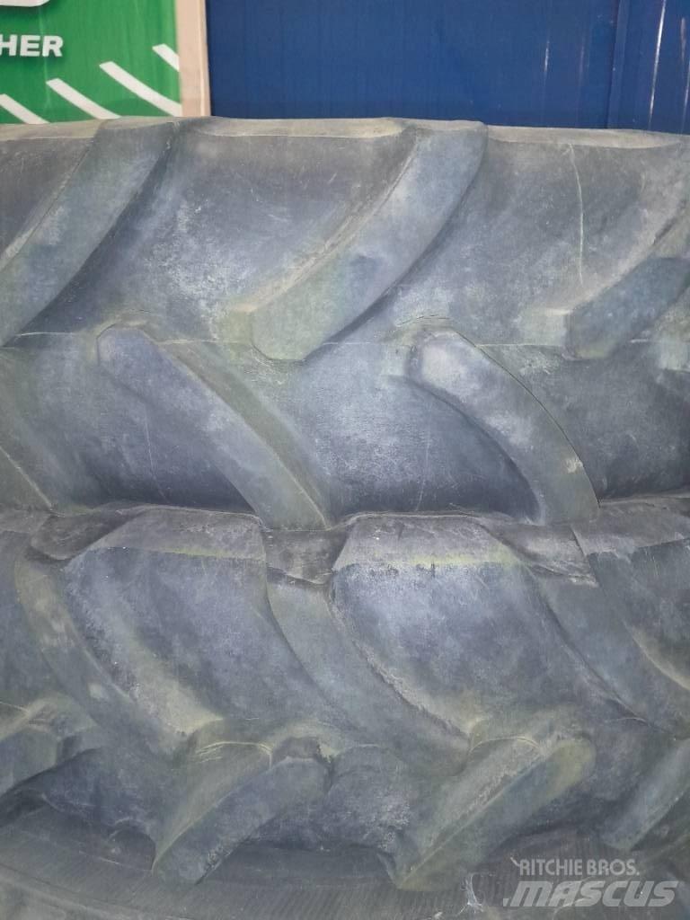 Michelin 9,5-32 Rehvid, rattad ja veljed