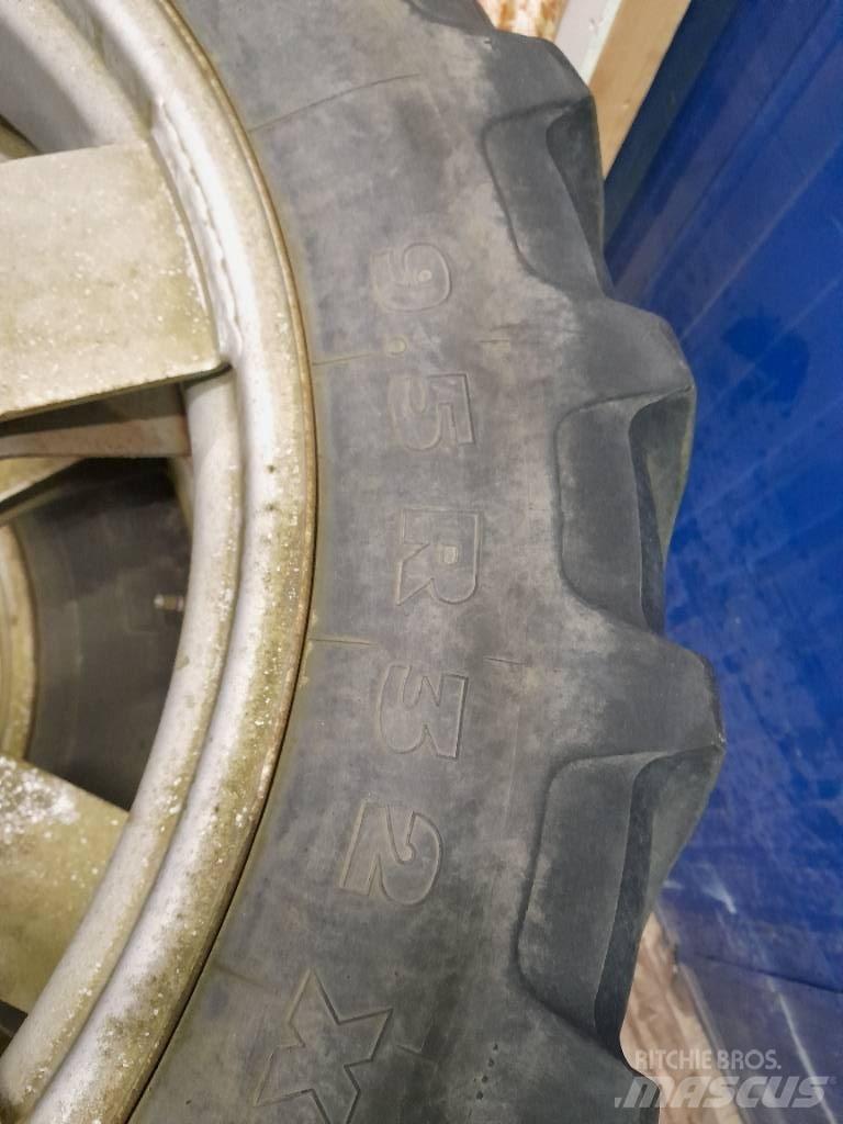 Michelin 9,5-32 Rehvid, rattad ja veljed