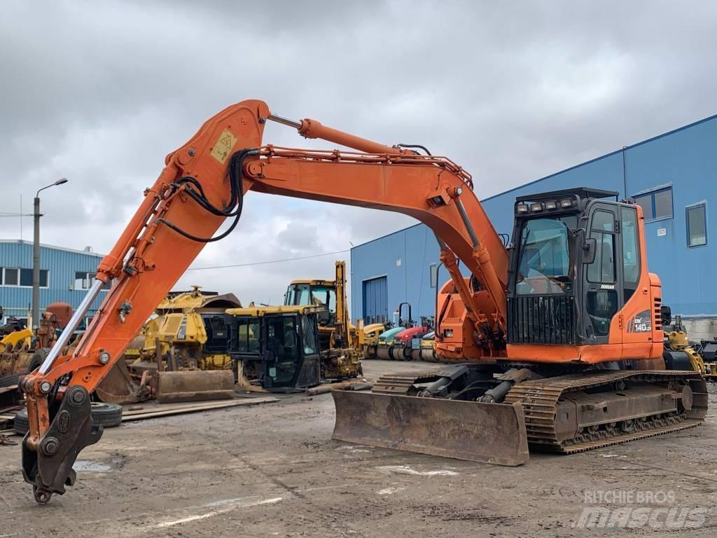 Doosan DX 140 LCR Roomikekskavaatorid