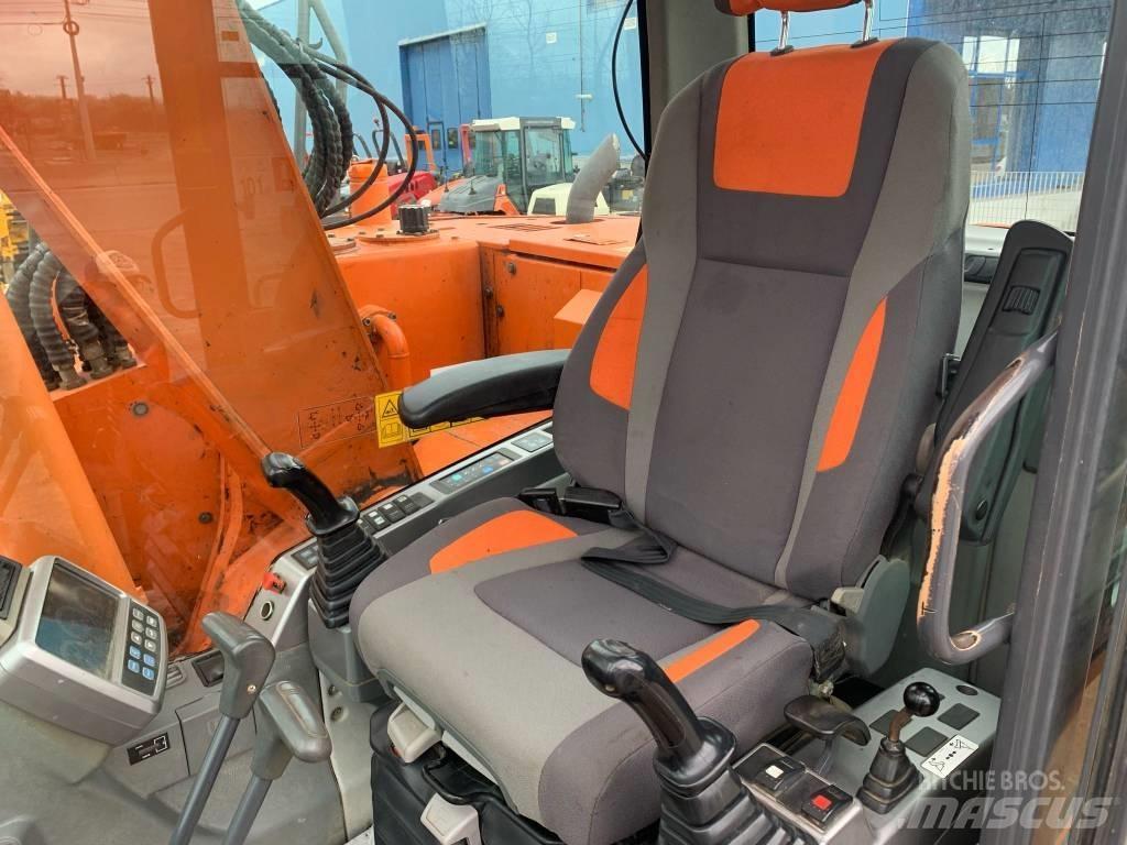 Doosan DX 140 LCR Roomikekskavaatorid