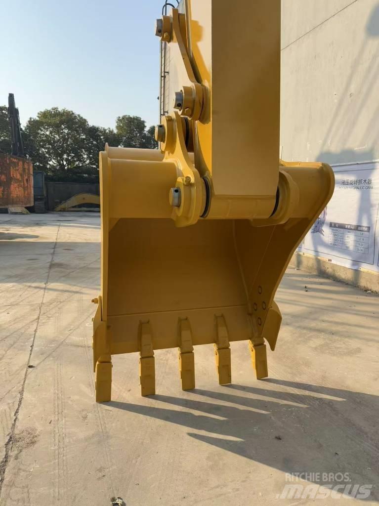 CAT 320GX Väikeekskavaatorid 7t-12t