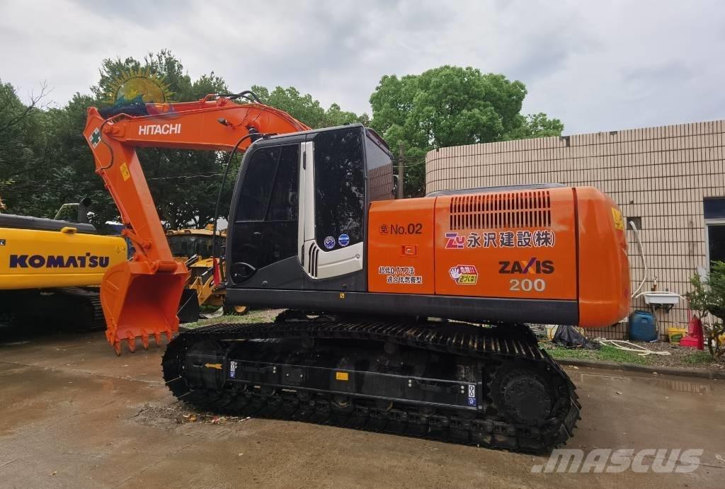 Hitachi ZX 200 Roomikekskavaatorid
