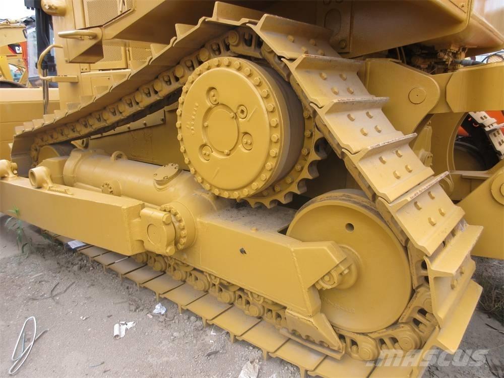 CAT D 8 N Buldooserid