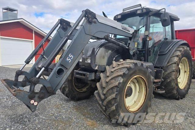 Valtra N141 HiTech Traktorid