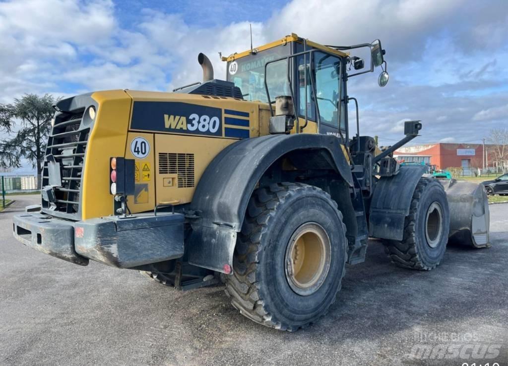 Komatsu WA 380-8 Rataslaadurid