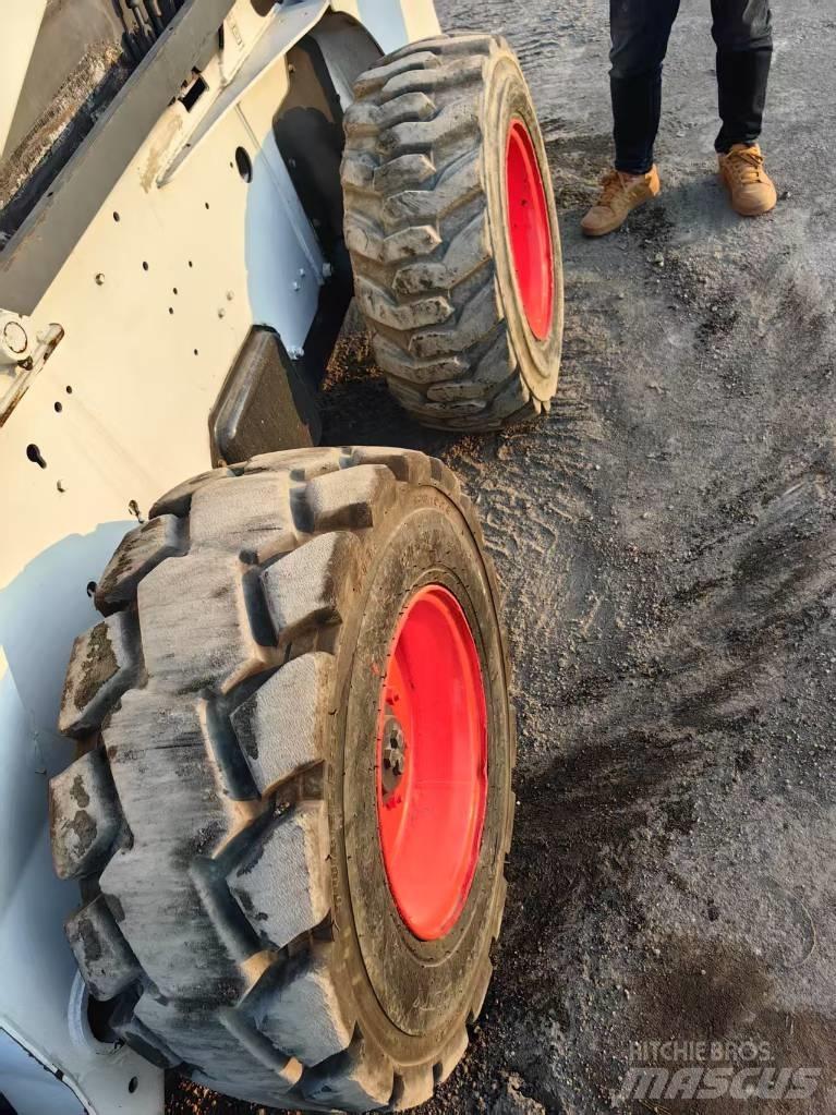 Bobcat S 300 Kompaktlaadurid