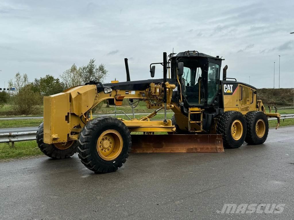 CAT 140M Greiderid