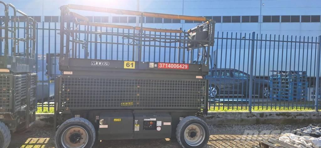 JLG M 3369 Käärtõstukid