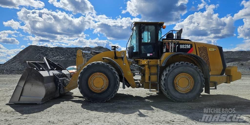 CAT 982 M Rataslaadurid