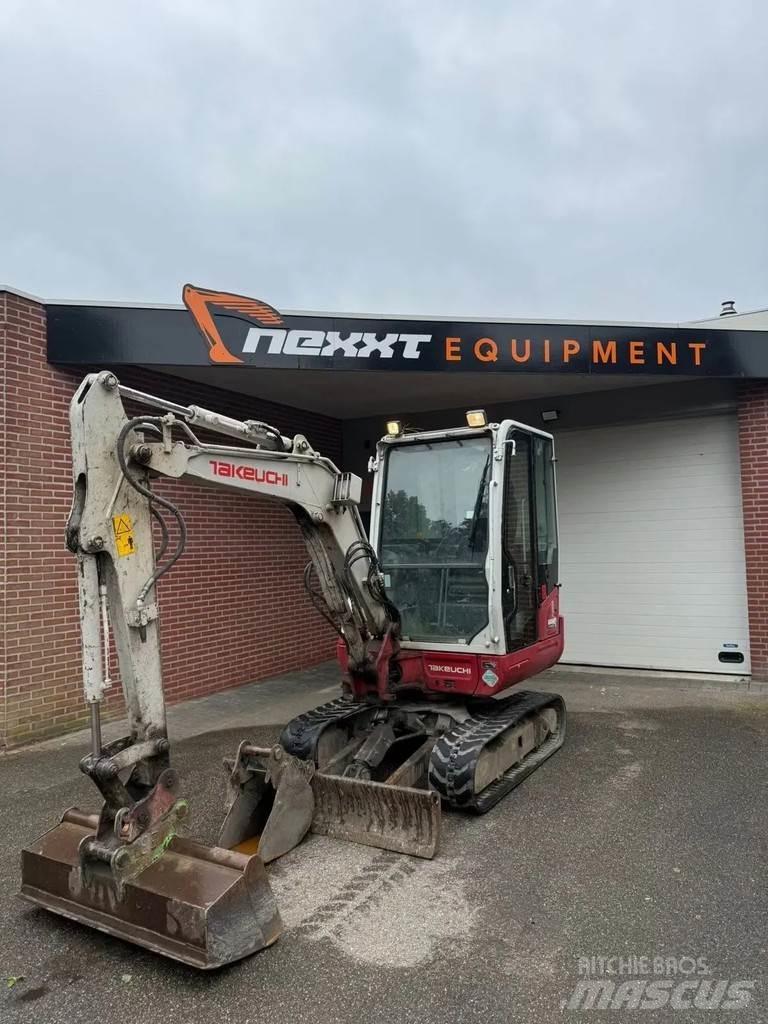 Takeuchi TB230 Miniekskavaatorid < 7 t