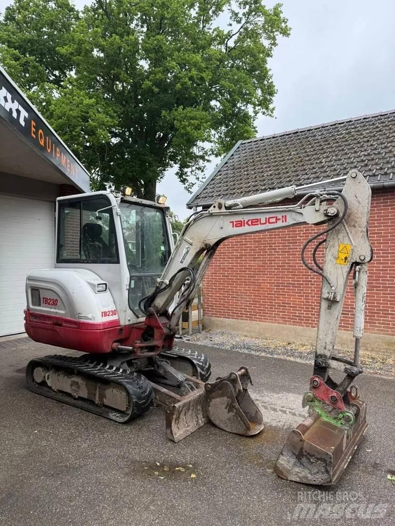Takeuchi TB230 Miniekskavaatorid < 7 t