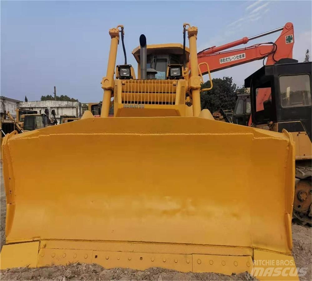 Komatsu D 155 AX Buldooserid