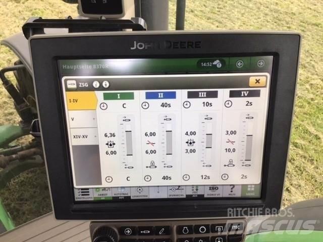 John Deere 8370R Traktorid