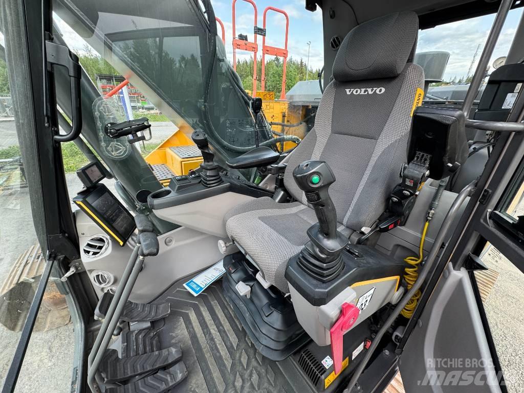 Volvo EC 250 E Roomikekskavaatorid