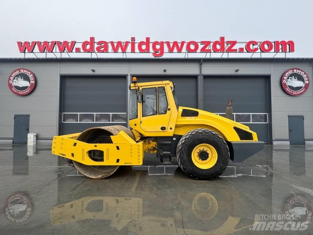 Bomag BW 216 D H-4 Ühe trumliga rullid