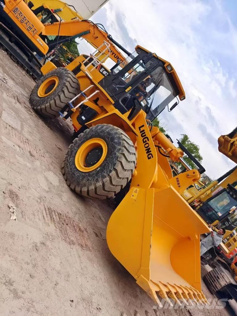 LiuGong 856 Rataslaadurid