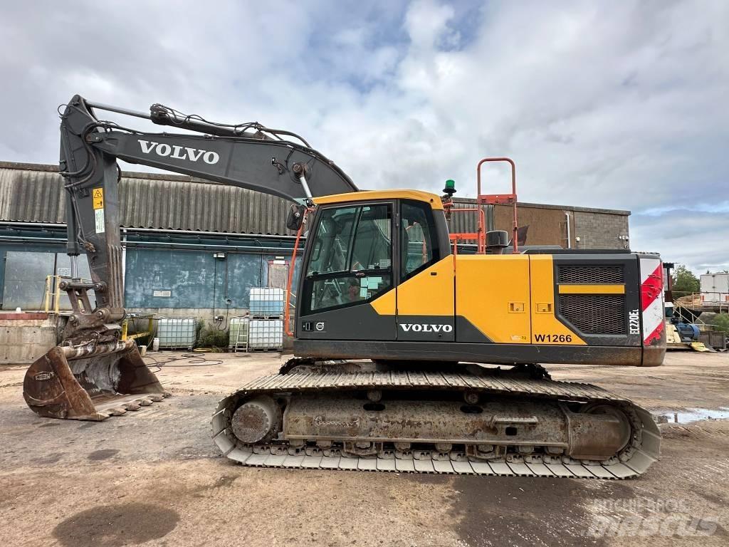 Volvo EC 220 E L Roomikekskavaatorid