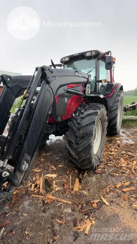 Valtra N 121 Traktorid