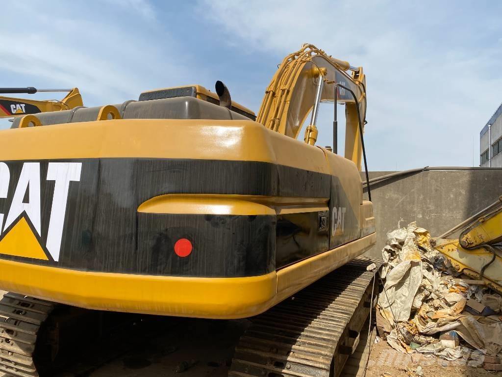 CAT 320 B Roomikekskavaatorid