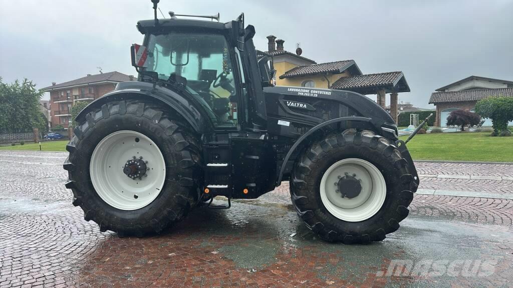 Valtra Q305 Traktorid