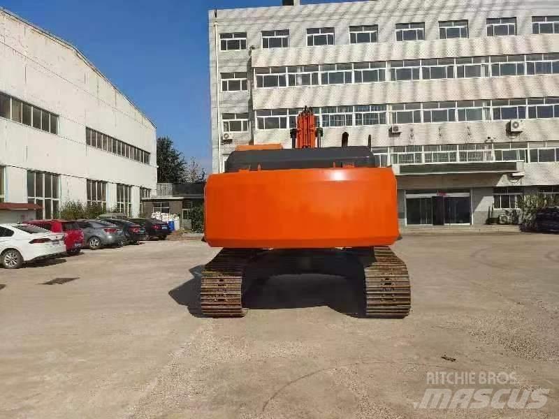 Doosan DX 230 LC-9C Roomikekskavaatorid