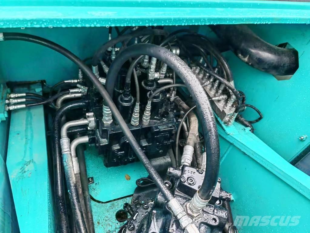 Kobelco SK200D Roomikekskavaatorid