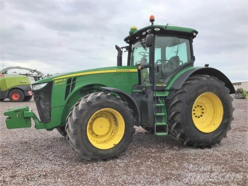 John Deere 8320 R Traktorid