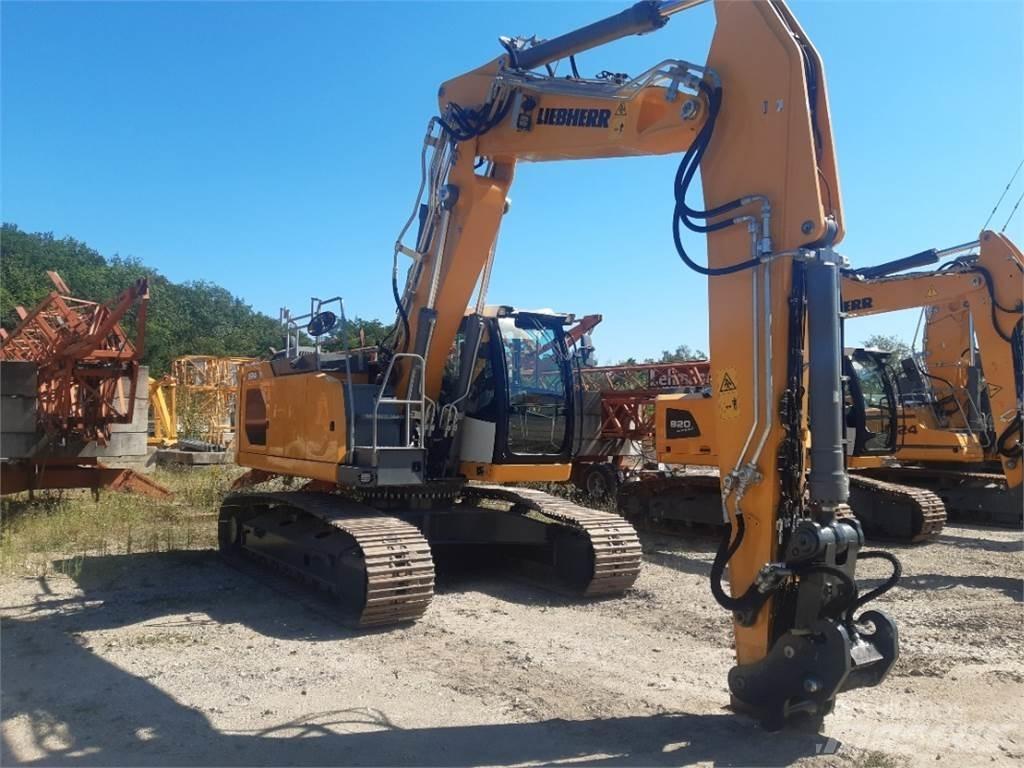 Liebherr R924 Roomikekskavaatorid