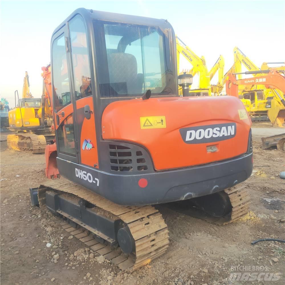 Doosan DH 60-7 Miniekskavaatorid < 7 t