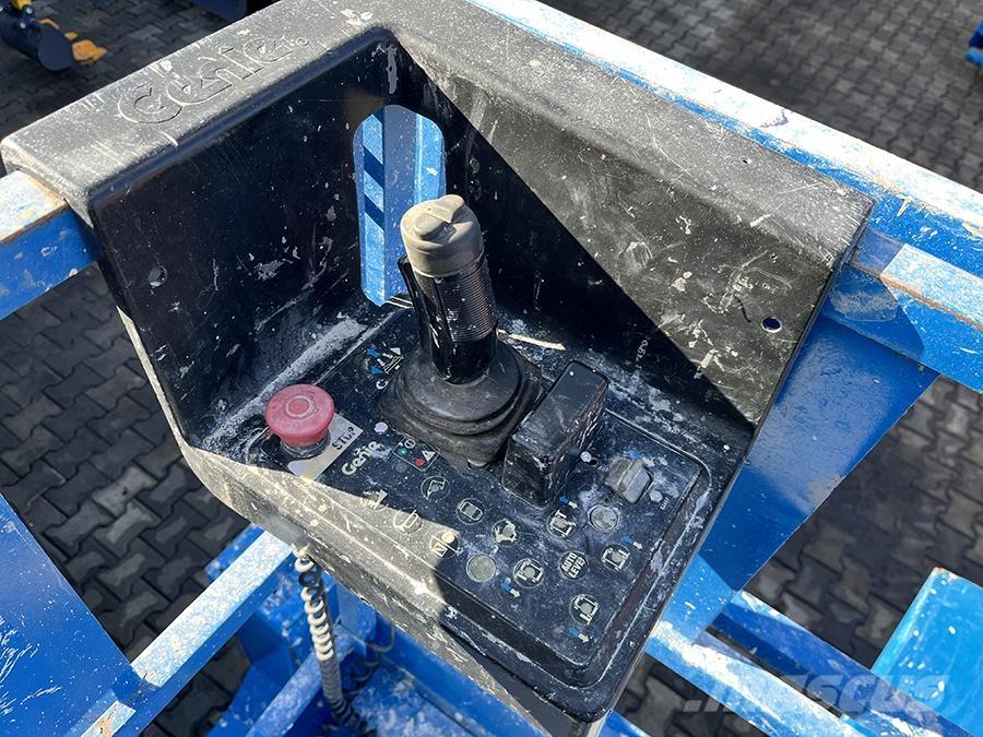 Genie GS-3268 Käärtõstukid