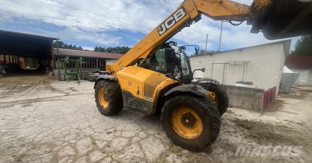 JCB 542-70 Xtra Põllumajanduslikud teleskoopkäitlejad
