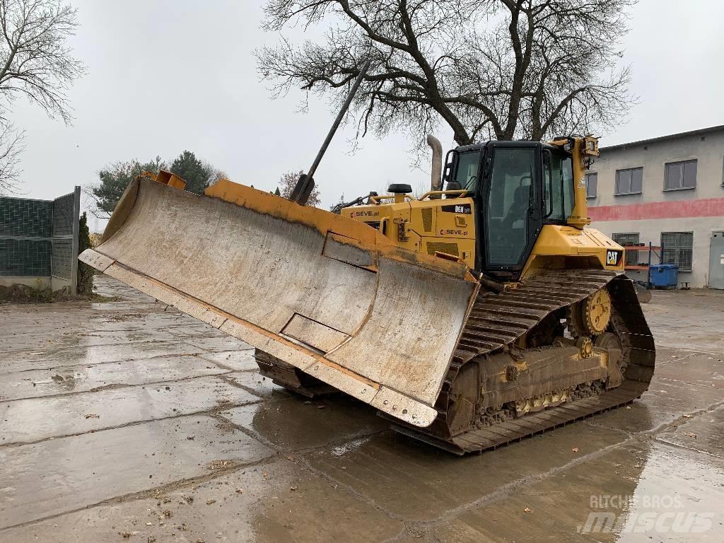 CAT D 6 N LGP Buldooserid