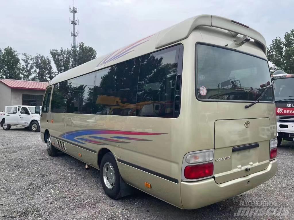 Toyota Coaster Bus Väikebussid