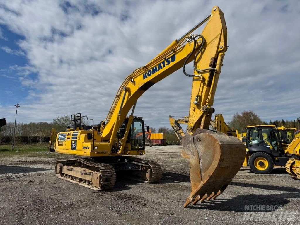 Komatsu HB365LC-3E0 Roomikekskavaatorid