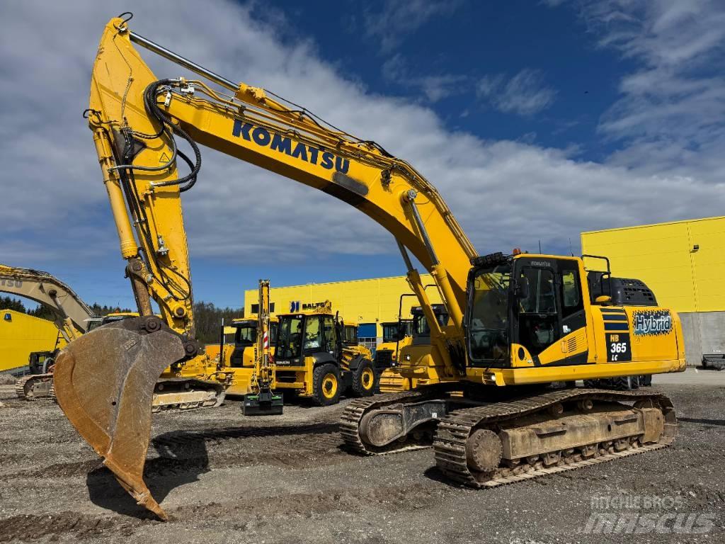 Komatsu HB365LC-3E0 Roomikekskavaatorid