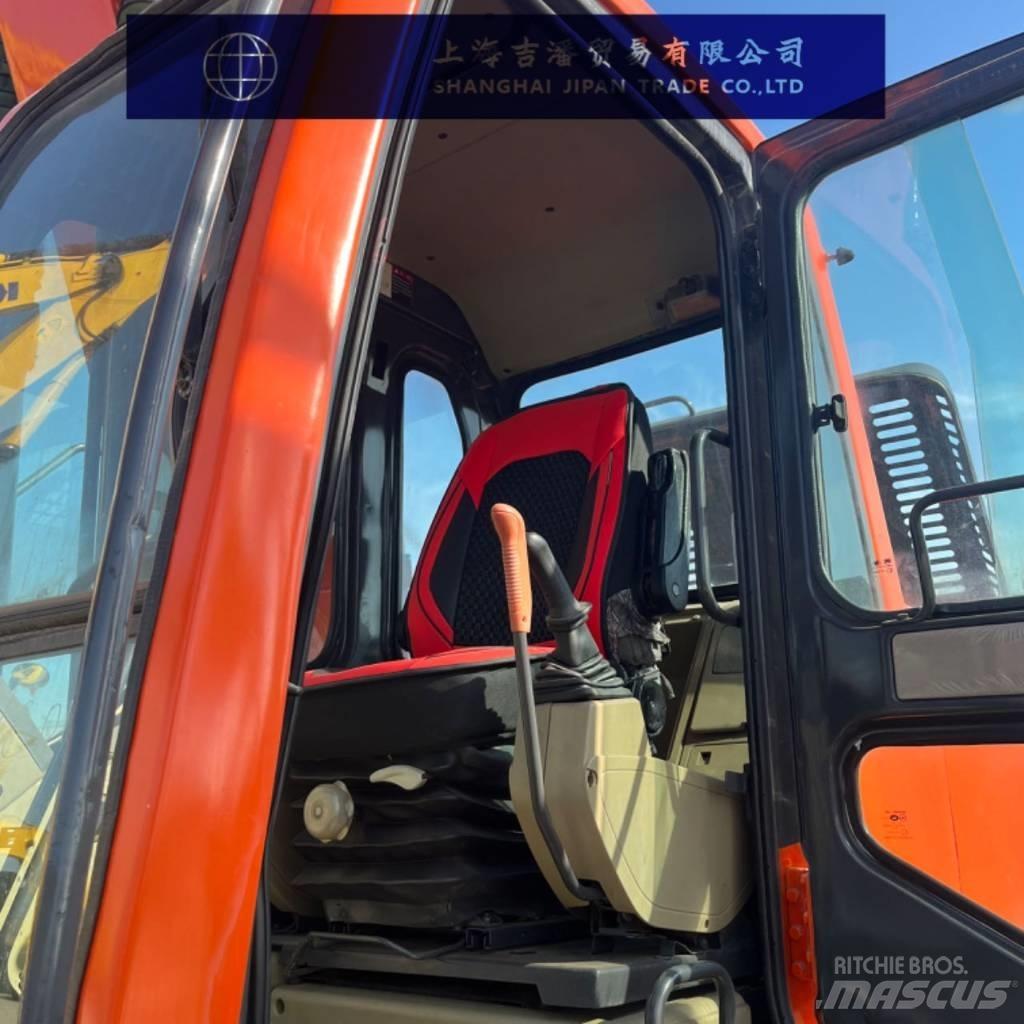 Doosan DX 300 Roomikekskavaatorid