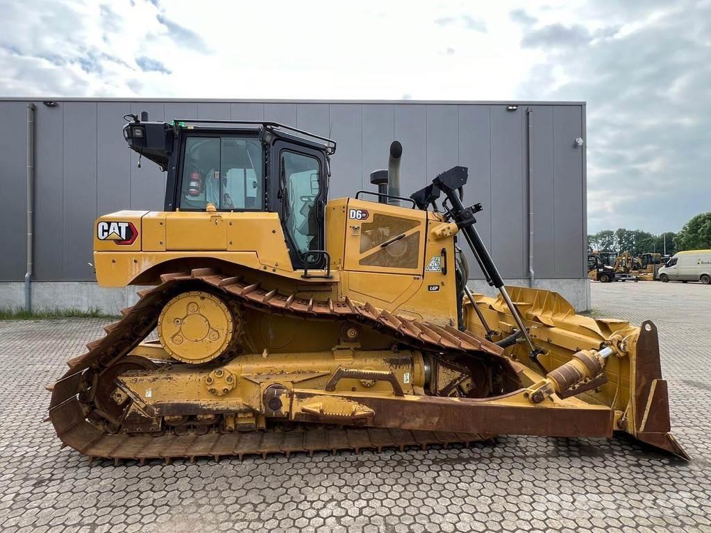 CAT D6XE Buldooserid