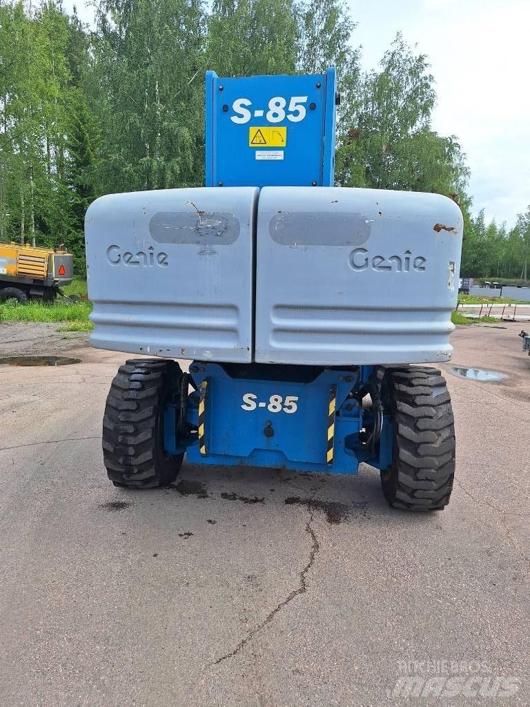 Genie S 85 Iseliikuvad poomtõstukid