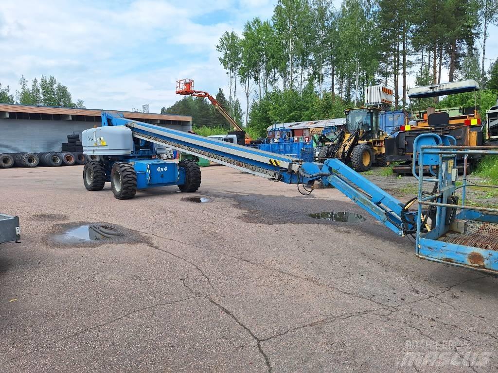 Genie S 85 Iseliikuvad poomtõstukid