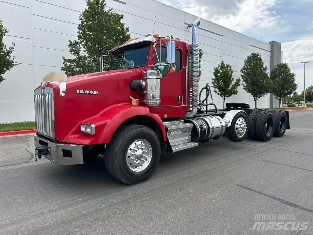 Kenworth T 800 Sadulveokid