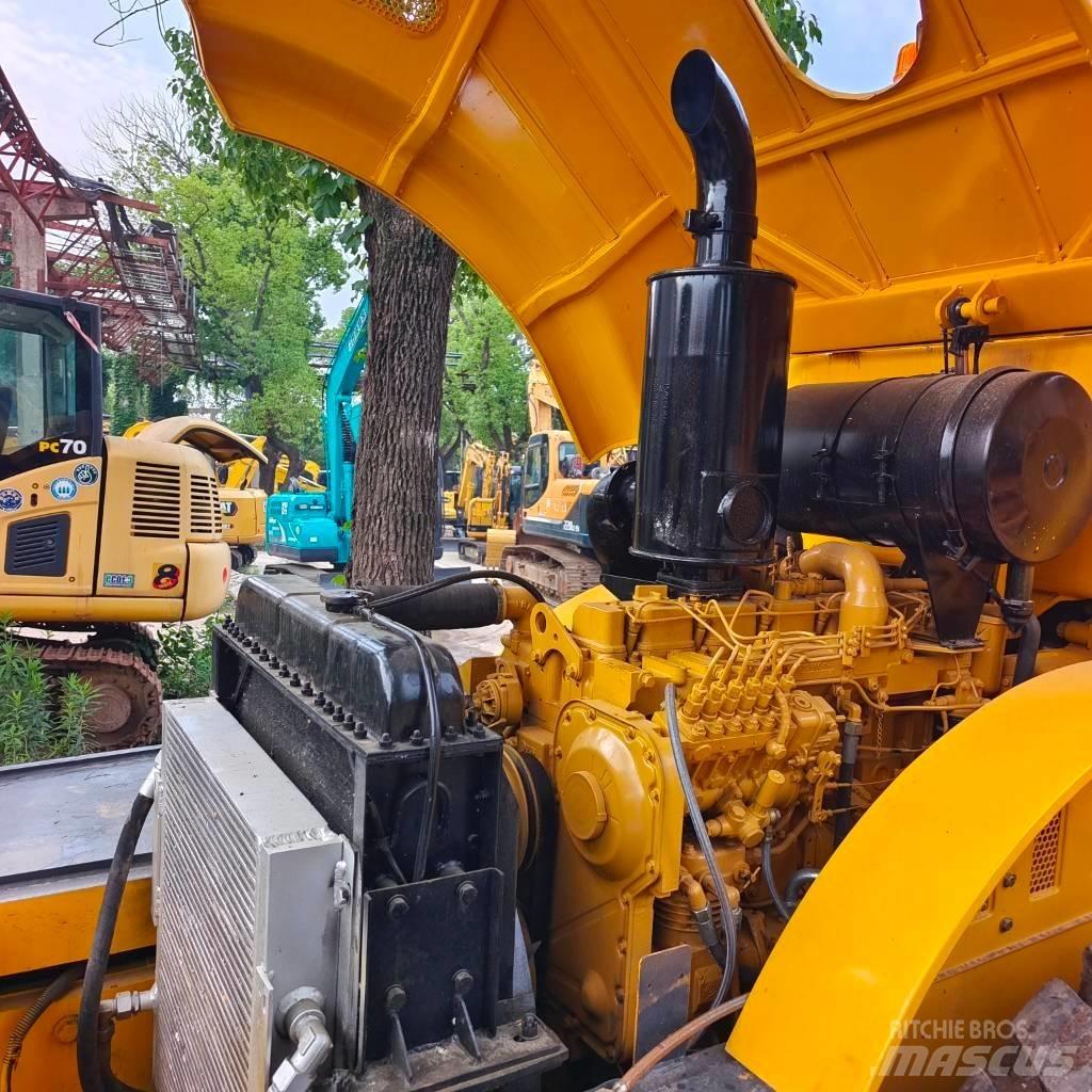 XCMG XS 223 J Ühe trumliga rullid