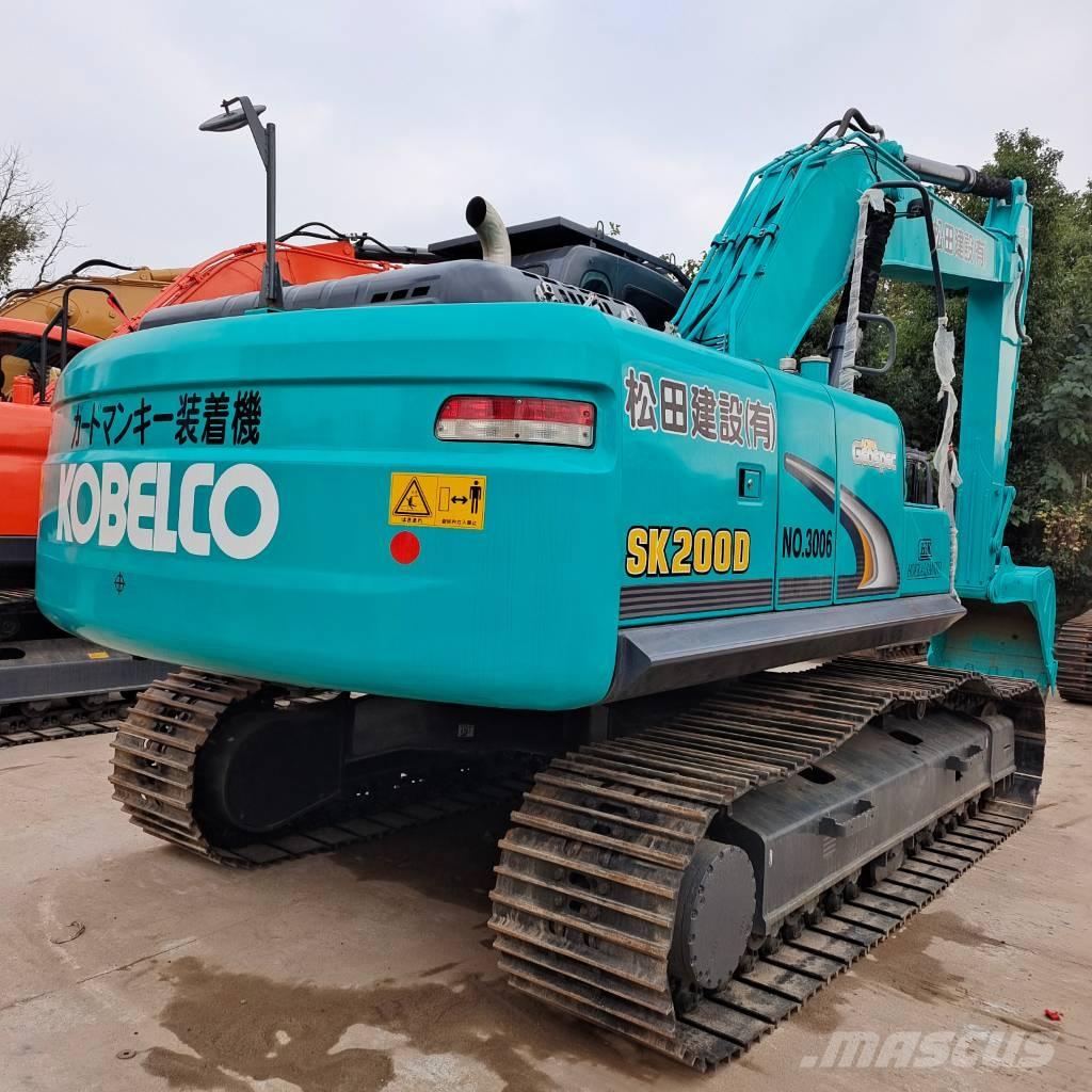 Kobelco SK 200-8 Roomikekskavaatorid