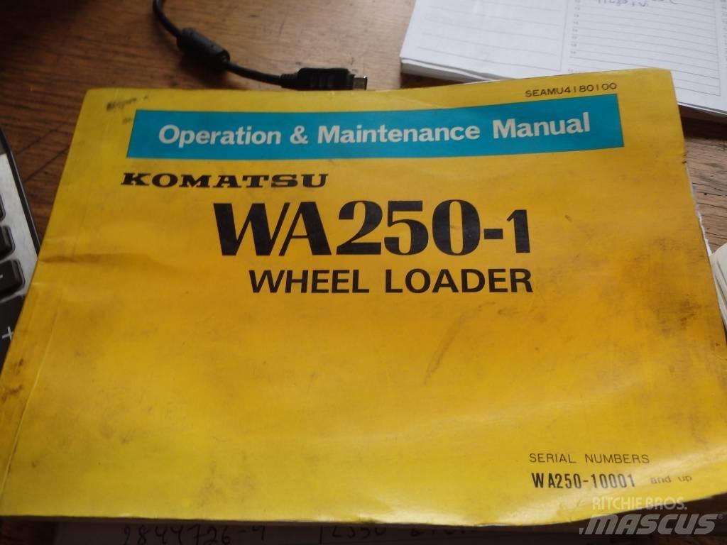 Komatsu WA 250-1 Rataslaadurid