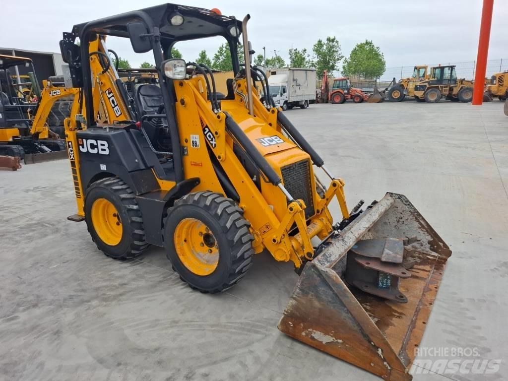 JCB 1 CX Ekskavaatorlaadurid