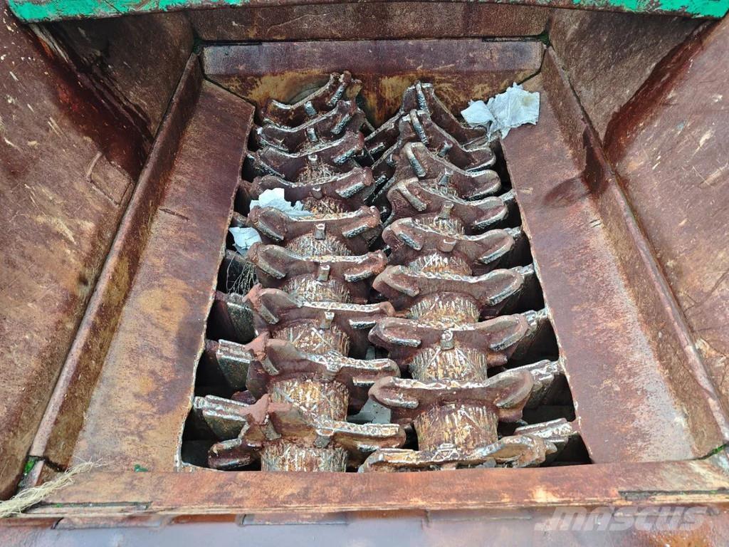 Haas 700x2000 Prügipurustajad