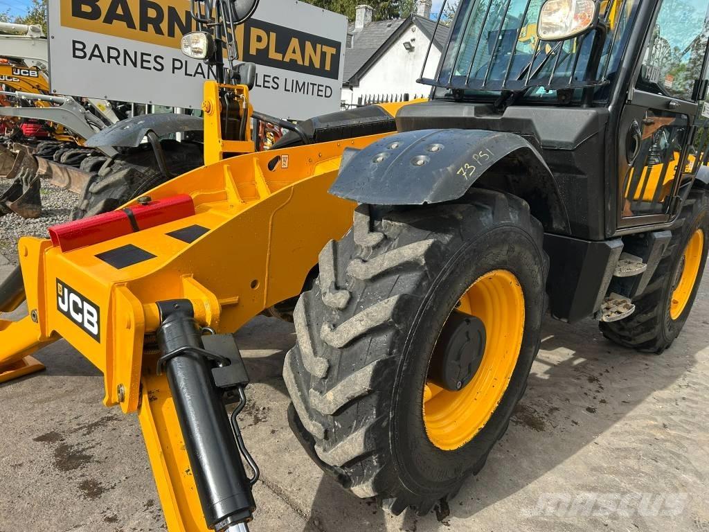 JCB 535-125 Hiviz Teleskooplaadurid