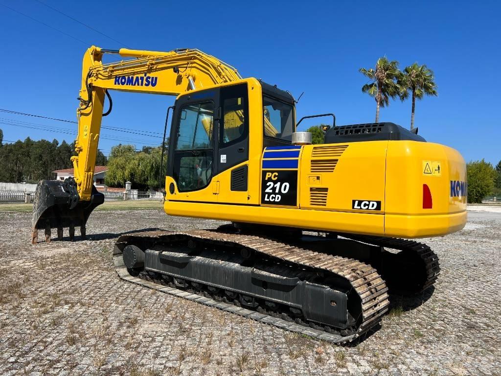 Komatsu PC 210 LCD-8 Roomikekskavaatorid