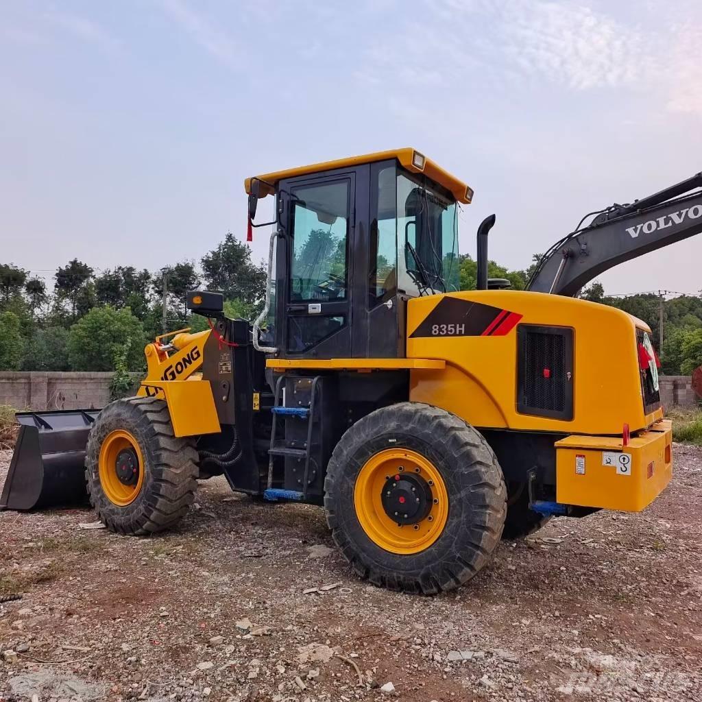 LiuGong 835H Rataslaadurid